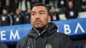 besiktas-giovanni-van-bronckhorstun-sozlesmesini-feshettijpg-r57b_N0VtkmLtkke4QG6kg