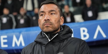 besiktas-giovanni-van-bronckhorstun-sozlesmesini-feshettijpg-r57b_N0VtkmLtkke4QG6kg