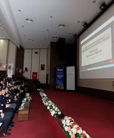 togu-de-kadinlar-icin-guvenli-dijital-gelecek-5-18085716_amp