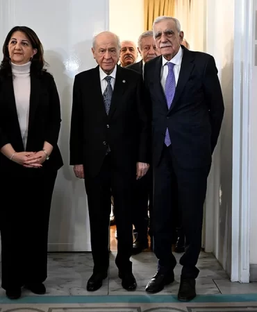 bahceli5jpg-NAA-9kTrTkG9AK9eDtOKag