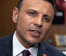 Özgür_Çelik_(cropped)