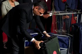 08ef8730726c448cabf0280472d74716jpg-7yUaRn2GSEiS0grnusZ_vw