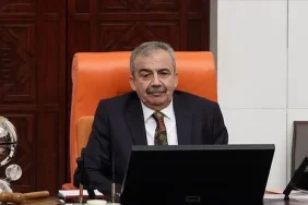 660x310-dem-parti-istanbul-milletvekili-sirri-sureyya-onder-kalp-krizi-gecirdi-1744748758797