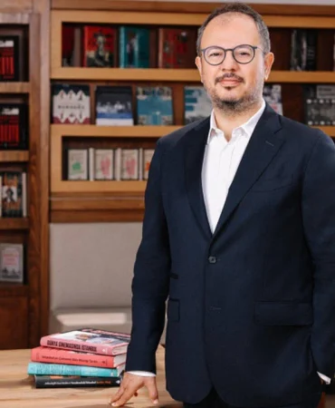 ibb-kultur-a-s-genel-muduru-murat-abbas-hakkinda-tahliye-karari