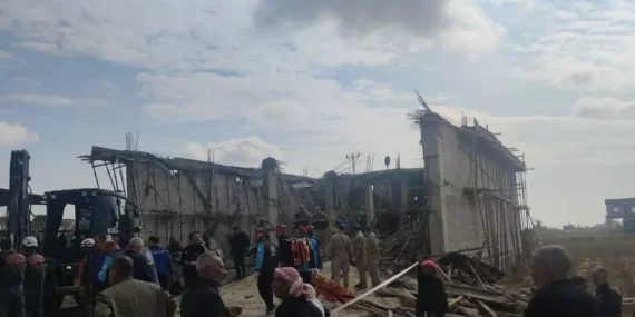 Şanlıurfa’nın Haliliye İlçesinde İnşaat Çöktü: 15 yaşındaki Sedat Kurt ve 16 yaşındaki Yakup Güneş hayatını kaybetti…