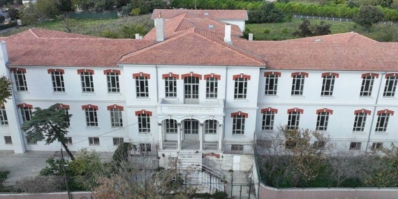 Balıklı Rum Hastanesi’nde SGK’yı zarara uğrattığı iddiasıyla 3 kişi tutuklandı