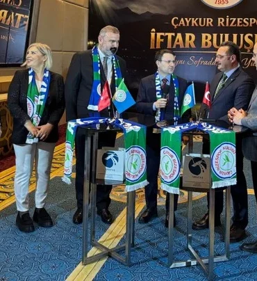 adalet-bakani-gurlek-bhaya-konustu-futbol-sektorunun-temiz-kalmasi-lazim-1d9c3742-26df-423a-a9e5-6b5fb9f72a54