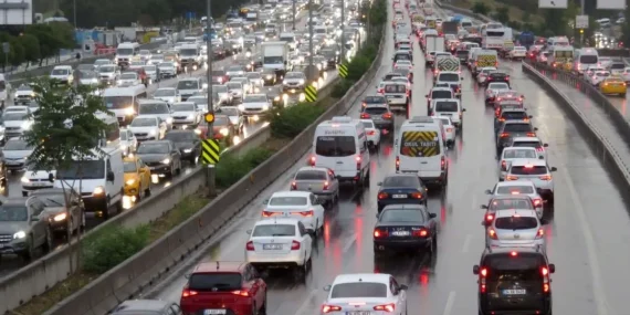 istanbulda-bazi-yollar-gecici-sureyle-trafige-kapatilacak-d25b9ee6-6eaa-4742-addd-e9317fb6eb46 (1)