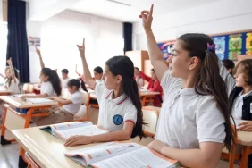 55-bin-okulda-kamera-donemi-polis-takibi-surekli-olacak-Z7ZbKCag