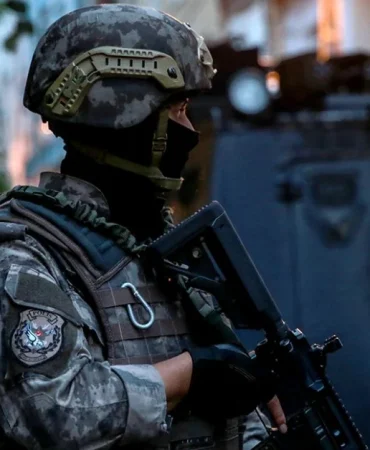 istanbul-merkezli-organize-suc-operasyonu-13-gozalti-SNHmpnfn