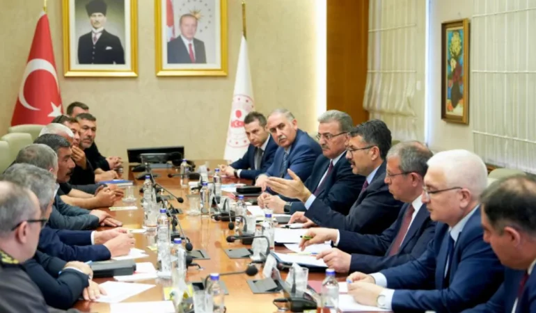 maden-iscilerinin-eylemi-sona-erdi-taraflar-uzlasti-PIIkG2tN