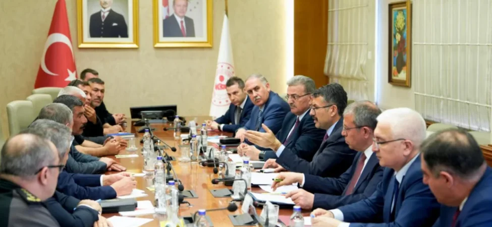 maden-iscilerinin-eylemi-sona-erdi-taraflar-uzlasti-PIIkG2tN