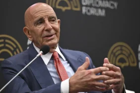 tom-barrack-guclu-liderlik-rejimi-ifadesini-savundu-cumhurbaskani-erdogan-yonetimini-ornek-verdi