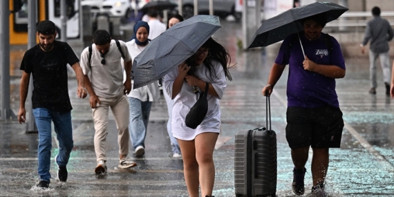 Meteoroloji Alarm Verdi: Türkiye Genelinde Sağanak Haftası Başlıyor