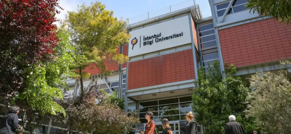 resmi-gazetede-yayimlandi-bilgi-universitesinin-izni-kaldirildi-Xwx5E1Uh