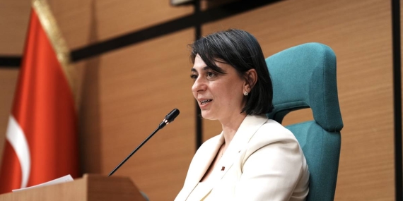 ÜSKÜDAR BELEDİYESİ’NDE USULSÜZLÜK OPERASYONU: ARALARINDA DEDETAŞ’IN DA BULUNDUĞU 6 KİŞİ GÖZALTINDA!