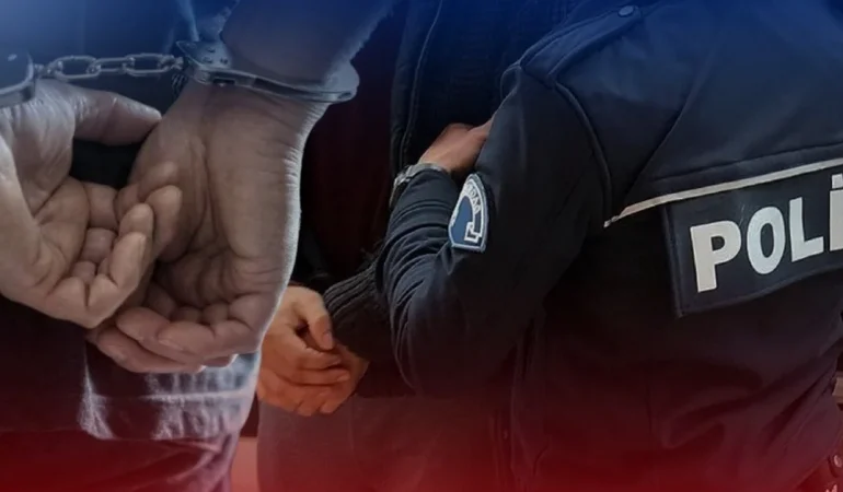sahte-oturum-tuzagina-safak-operasyonu-9-gozalti-1771222896