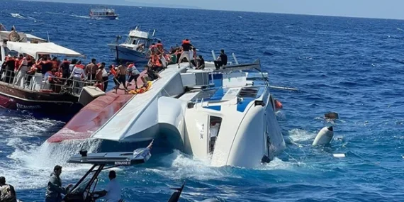 KIBRIS’TA ASIRLIK FACİA: YOLCU GEMİSİ ALABORA OLDU, CAN KAYIPLARI VAR!