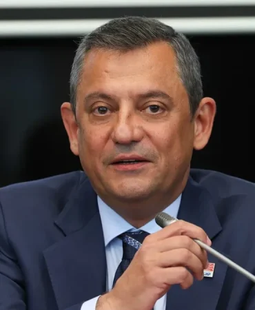 ozgur-ozel-iktidar-olamazsak-gorevi-birakacagim-106a71b3efa79c3